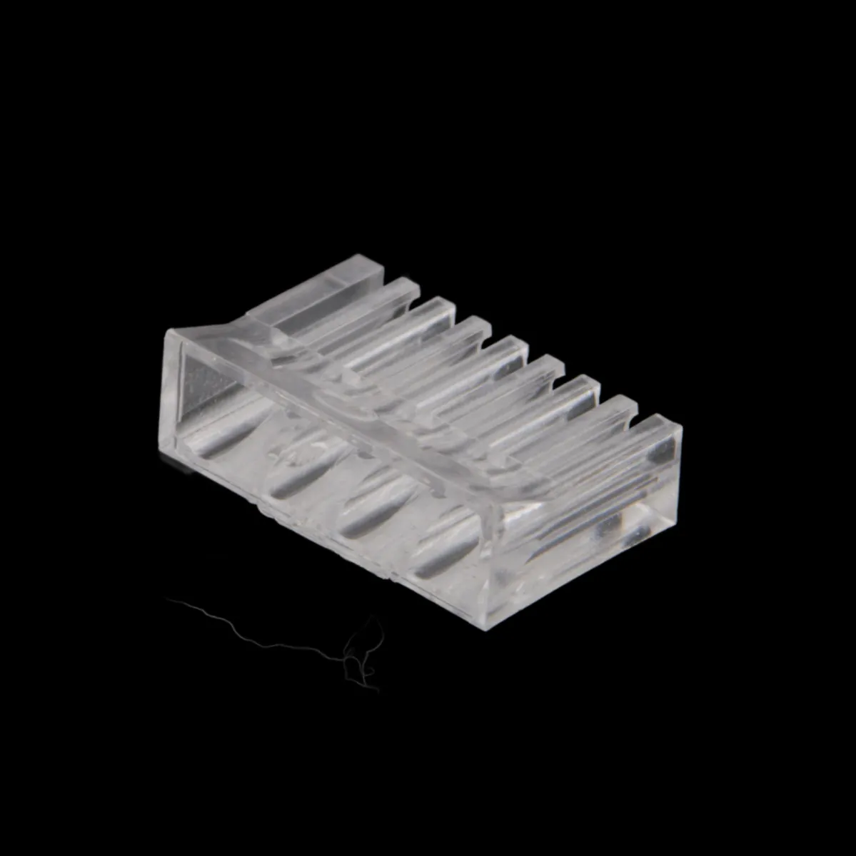 RJ45 Cat.6 UTP 8P8C con guia - 1µ — imagen 5