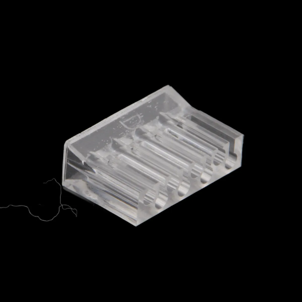 RJ45 Cat.6A UTP 8P8C con guia - 1µ [10Gpbs 500MHz] — imagen 4